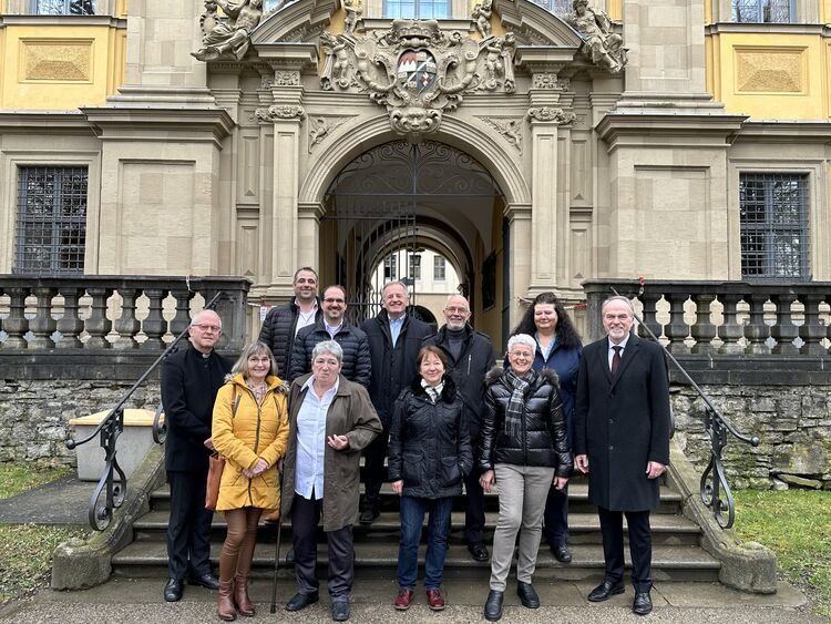 230310_Stiftungstag_Gruppenbild_Jubilare_Pensionisten_Foto-Maria-Sippel