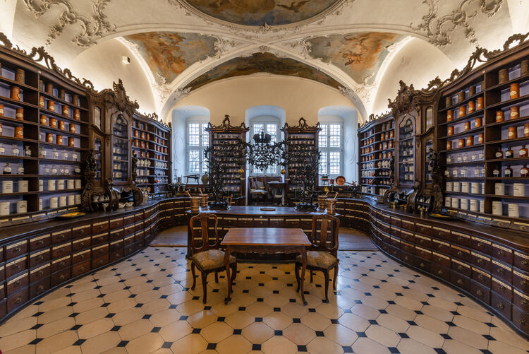 Rokoko Apotheke